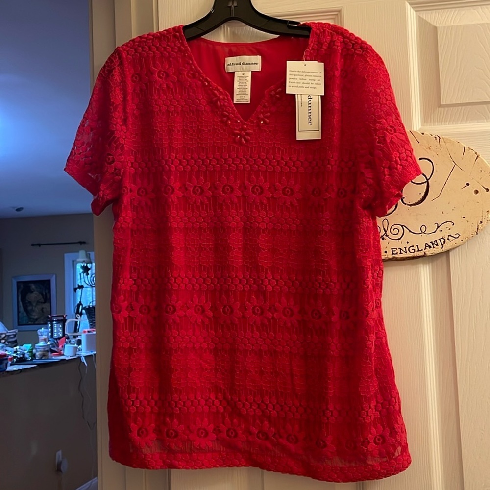 Alfred Dunner NEW with Tags size Medium lace w/lining top